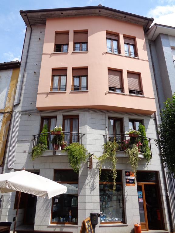 Apartamentos San Pelayo Cangas de Onís Quarto foto