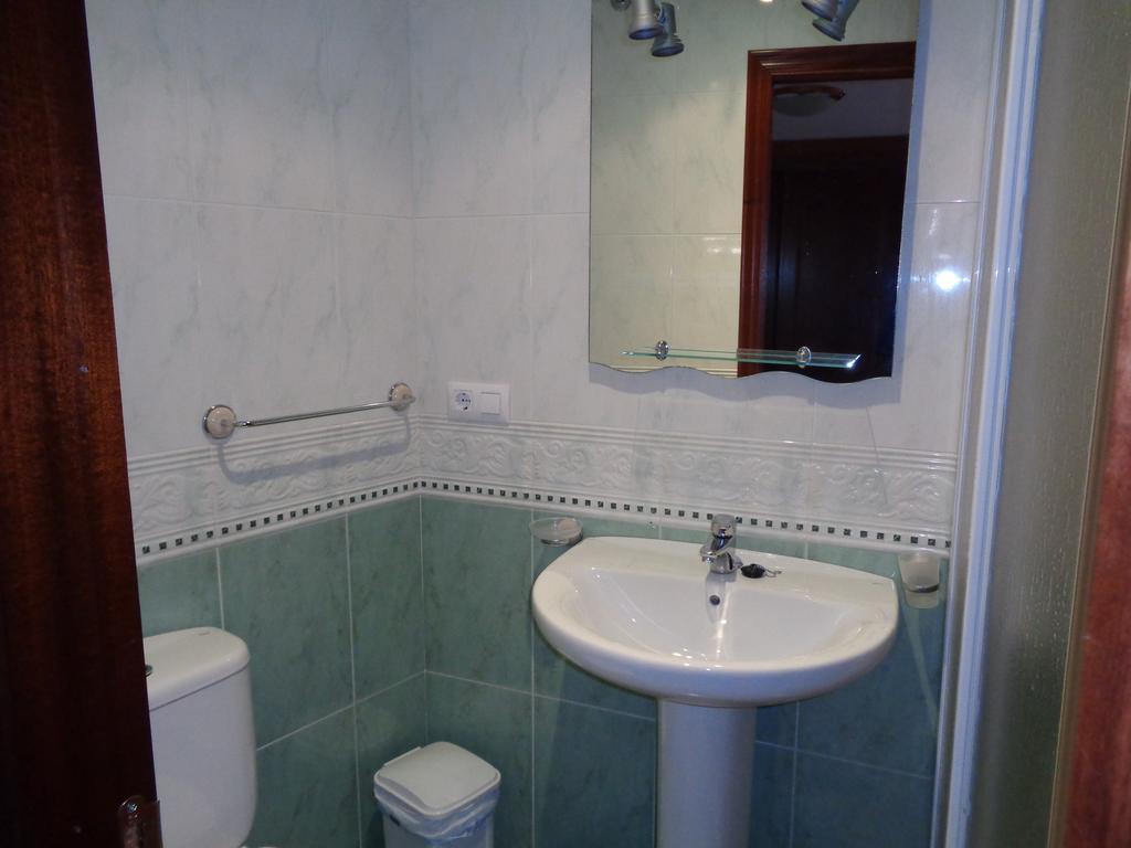 Apartamentos San Pelayo Cangas de Onís Quarto foto