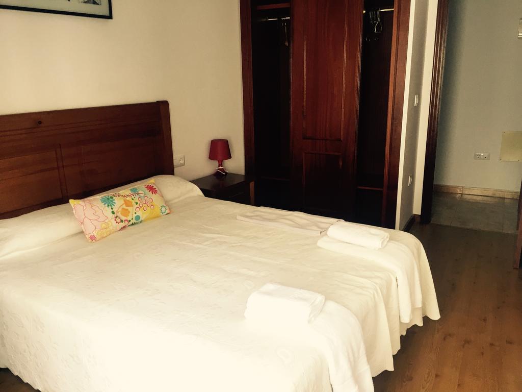 Apartamentos San Pelayo Cangas de Onís Quarto foto