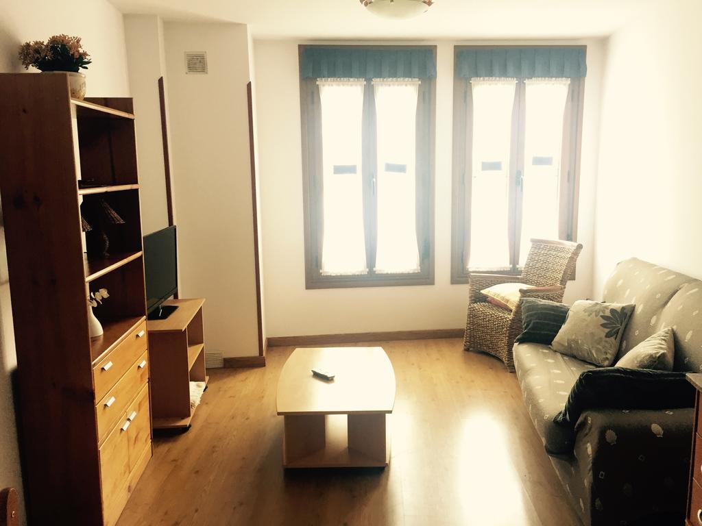 Apartamentos San Pelayo Cangas de Onís Quarto foto